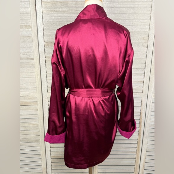 VICTORIA'S SECRET Vintage Terry Lined Cozy Satin Robe Cranberry-O/S - Picture 3 of 5